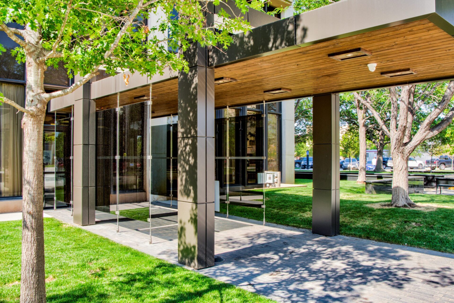 Amarillo National Bank Entrance - Forté Structural Engineering
